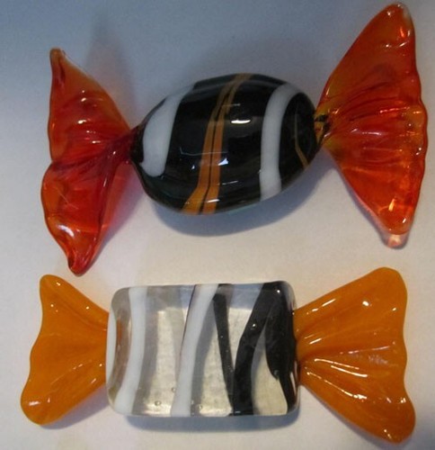 Venezianische 3 quadratische und 1 runde Glasbonbons (4 Stück) - Bild 1 von 3