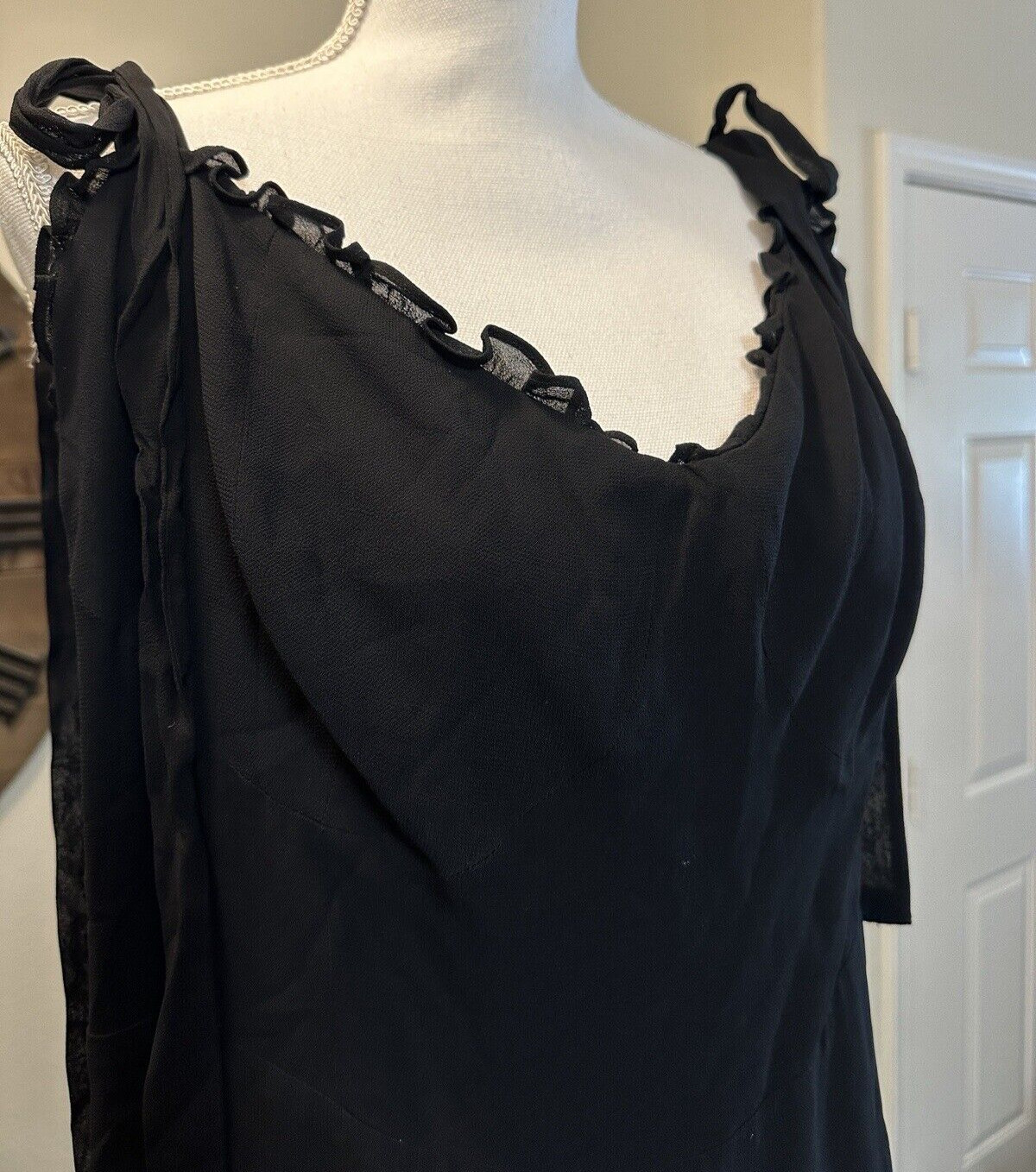 Maxi Vestido Reformation Talla 20W 2X Nikita Volantes en Niveles Lazos Calado Negro