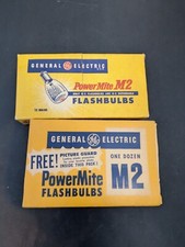 Vintage GE General Electric PowerMite M2 Flashbulbs Lot