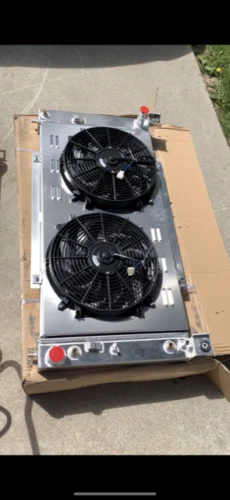 RADIATOR+SHROUD FAN FOR  99-13 CHEVY SILVERADO 1500 2500 SUBURBAN TAHOE 34" Wide Foto 4 de 4