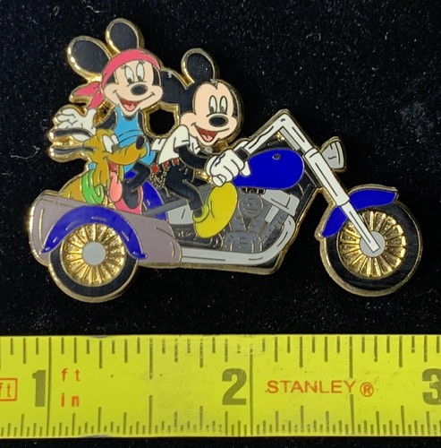 Disney Pin Trading 2007 Motorcycle Series - Mickey, Minnie, Pluto LE 250 RARE - Picture 3 of 7