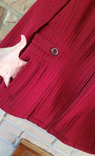 Gallery Womens XL Maroon / Grey Quilted Jacket Zip 2 front pockets polyester EUC - Picture 5 of 8