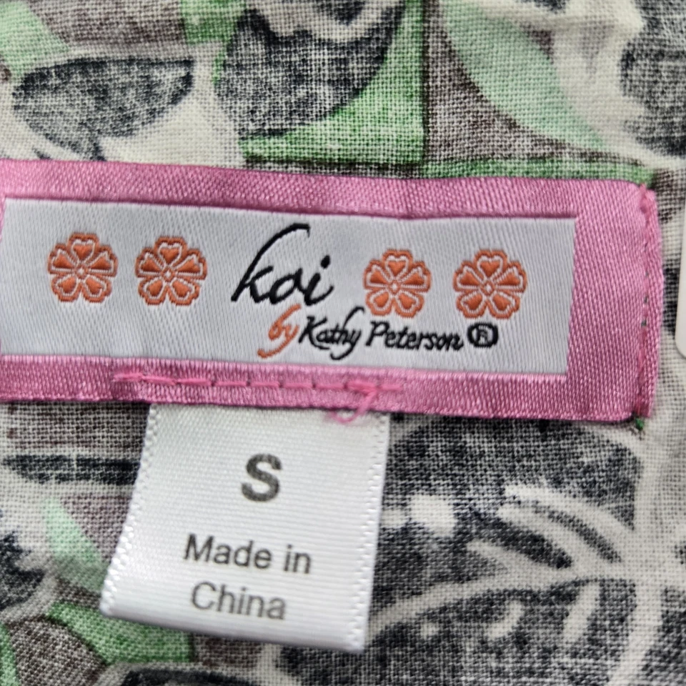 Koi By Kathy Peterson Women Scrub Top S Green Floral Geometric 280PR Button - Image 3 of 4