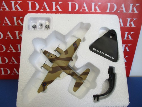 Die cast 1/144 Modellino Aereo Martin B-26A Marauder 14 Sqdn RAF Desert 1942 - Foto 4 di 4