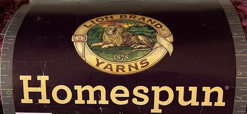 Lion Brand HOMESPUN Yarn CLARET #436 Burgundy Wine, 6 oz. - Picture 4 of 7