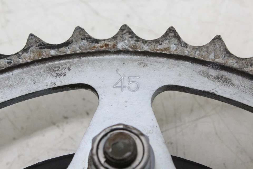 Piñón trasero Yamaha Yzf R6 2006 Foto 4 de 4