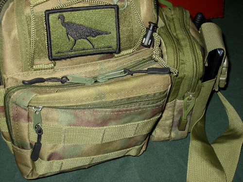 COMPACT VERSIBLE SLING HUNTING/HIKING MOLLE PACK PLUS EXTRA'S-- FREE SHIPPING - Picture 8 of 10