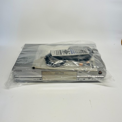 Panasonic DMR-E85H DVD/HDD Video Recorder Retro Vintage Media Player - Picture 1 of 5