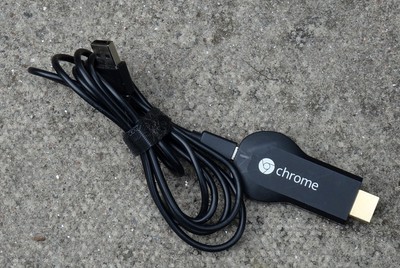 Google Chromecast Model H2G2-42 HDMI dongle & lead | eBay