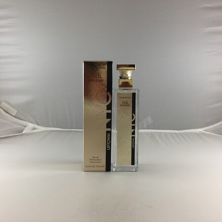 Elizabeth Arden Uptown 2024 juffer