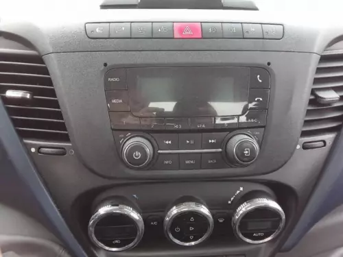 Ventes exceptionnelles F01C410126 Réservoir Dablue pour IVECO DAILY FURGON 2017 1709587