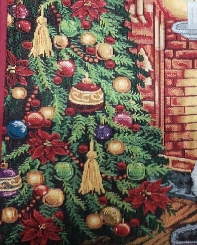 TAPESTRY KITCHEN RUG (19" x 27") WINTER, SANTA BY THE CHRISTMAS TREE, VL - Picture 8 of 12
