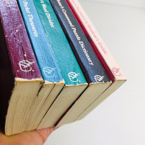 The New Webster's Mini Reference Library 5 Mini Book Set Slipcover Vintage 1978 - Picture 3 of 9