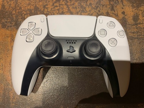 New Sealed PS5 Disc Version (CFI-1215A), Extra Controller & Charging Dock Bundle - Picture 5 of 11