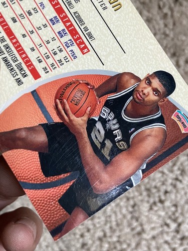 1997-98 NBA Bowmans Best | Tim Duncan RC | #106 | San Antonio Spurs - Photo 3/6