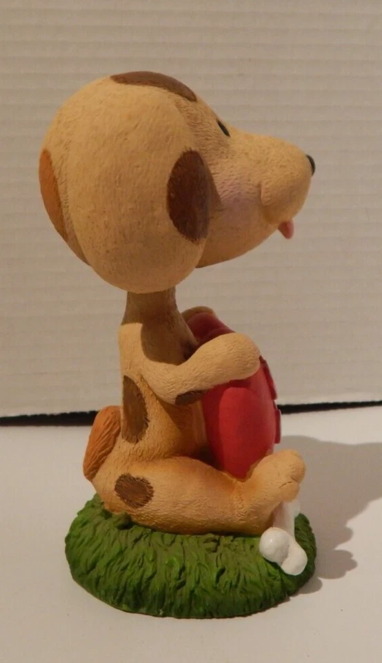 Figura de perro cabeza bobble Puppy Love de 5,5" Foto 4 de 4