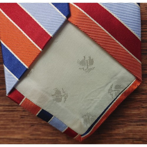Makers Pure Silk Woven in Italy Men's Striped Multcolor Neck Tie - Picture 3 of 3
