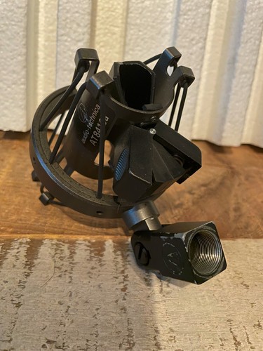 USED Audio Technica AT8410a microphone shock mount - Picture 5 of 12