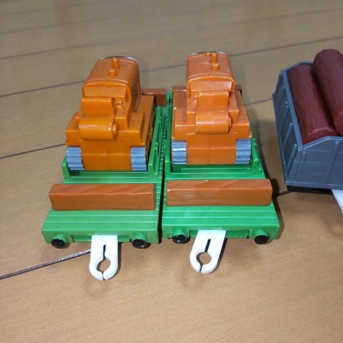 Plarail Thomas Freight Car Set Of 4 - Picture 4 of 9