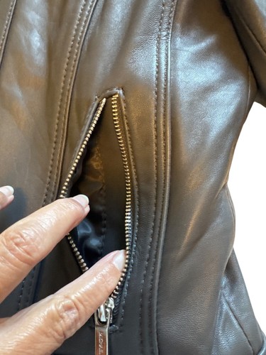 Chaqueta de moto de cuero Michael Kors para mujer S gris cremallera estilo motociclista suave como la mantequilla - Imagen 10 de 10