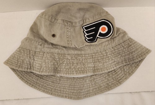 PHILADELPHIA FLYERS ASSORTMENT OF MEMORABILIA: BUCKET HAT, TEAM WATCH SEE PHOTOS - Picture 5 of 12