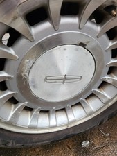 Set ( 4 PCS) 98-2002 Lincoln YW13 Town Car Machined Center Cap OEM YW13-1A096-BA