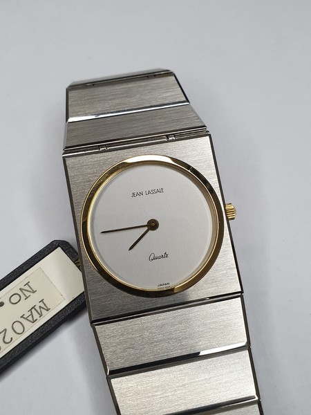 Jean Lassale 9300/540ST/Y Ultralflat - Stahl / Gold - Seiko 93A - 26mm x 29mm 