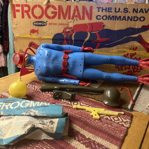 Remco Frogman the U.S. NAVY Commando CLEAN & COMPLETE! W Box