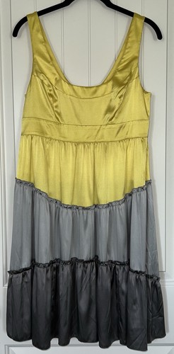 Marciano Seiden Stufenkleid Sommerkleid Colorblock ärmellos gelb grau Medium M