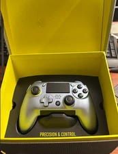 SCUF Vantage PS4/PC Wireless + Wired Controller — Box, Cable, 4 Paddles + Extra 