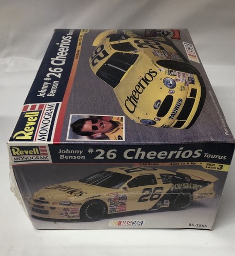 Revell Johnny Benson #26 Cheerios Ford Taurus NASCAR 1:24 Scale Model Sealed - Picture 4 of 5