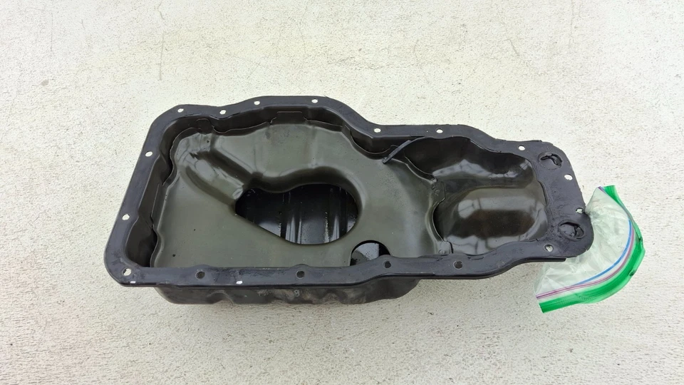 2012-2025 Kia Soul Engine Oil Pan OEM — 第 2/4 张图片