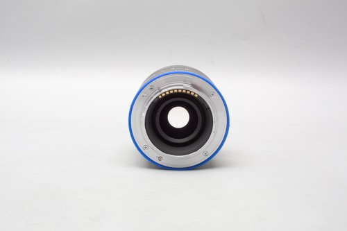 Zeiss Loxia Biogon 35mm f/2 F2 T* Lens, for Sony FE E Mount A7 III A7R IV A9 - Picture 13 of 15
