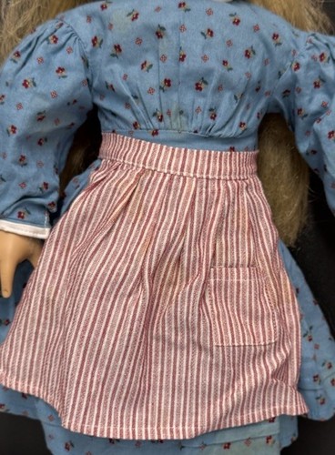 Pleasant Company KIRSTEN LARSON Doll & Meet Outfit HISTORICAL 1854 American Girl - Picture 4 of 8
