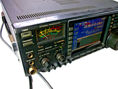 ICOM IC-756PRO ALL MODE HF TX 100 WATTS RECEIVE OUT WHEN WARM - Photo 3/12