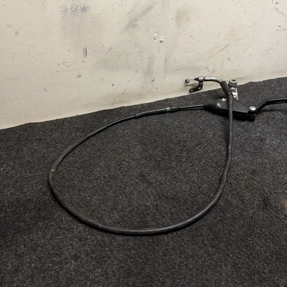 # 00-23 Suzuki DRZ400S OEM CABLE EMBRAGUE PALANCA PERCHA ACTUADOR ABRAZADERA DETENCIÓN Foto 2 de 4