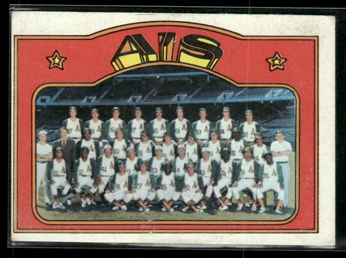 1972 Topps #454 Oakland A's Oakland Athletics