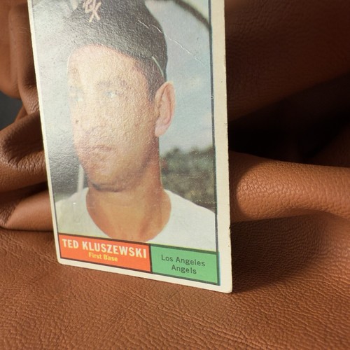 1961 Topps - #65 Ted Kluszewski - Ver fotos - Imagen 3 de 10