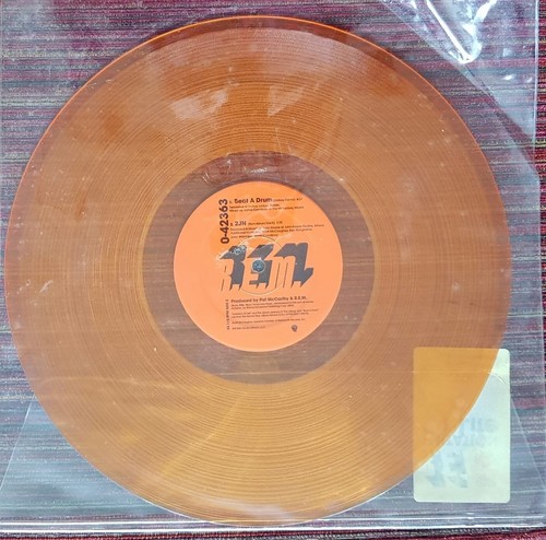 R.E.M. IMITATION OF LIFE VERY RARE USA 12 INCH ORANGE VINYL SINGLE - Picture 2 of 2