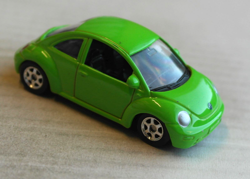 Welly VW VOLKSWAGEN NUOVO MAGGIOLINO VERDE SEGNALE AUTO AUTO RETRÒ VERDE VERDE VERDE - Foto 4 di 4