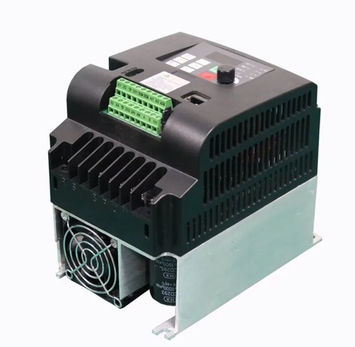 INVERTER VETTORIALE 7,5kW ingresso 230 Volt x MOTORE ELETTRICO - Foto 3 di 3