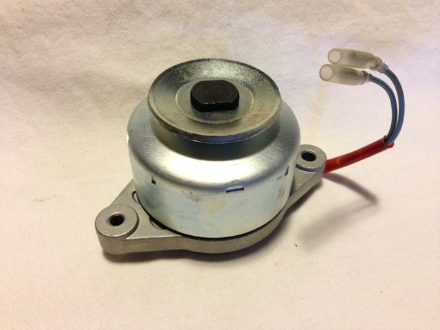 Weelparz 15531-64013 15531-64016 15531-64017 Part Alternator for Kubota Excavators K008 K008-3 KH007 KH35 KH41 KH61 E5700-64013 E5700-640