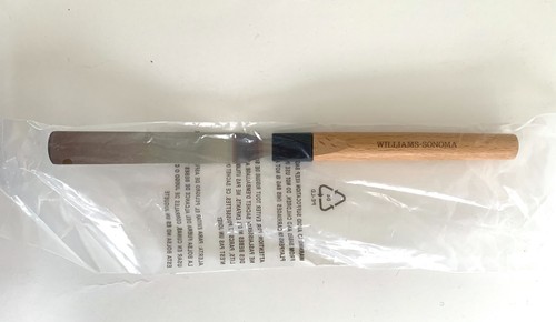Neu in Verpackung Williams Sonoma 4" Edelstahl versetzter Spatel mit Holzgriff - Bild 2 von 3
