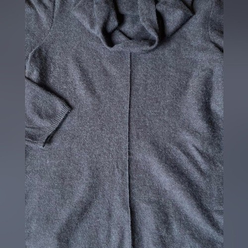 Calvin Klein Cow Neck Sweater Size XL Pre-Loved - Picture 2 of 10