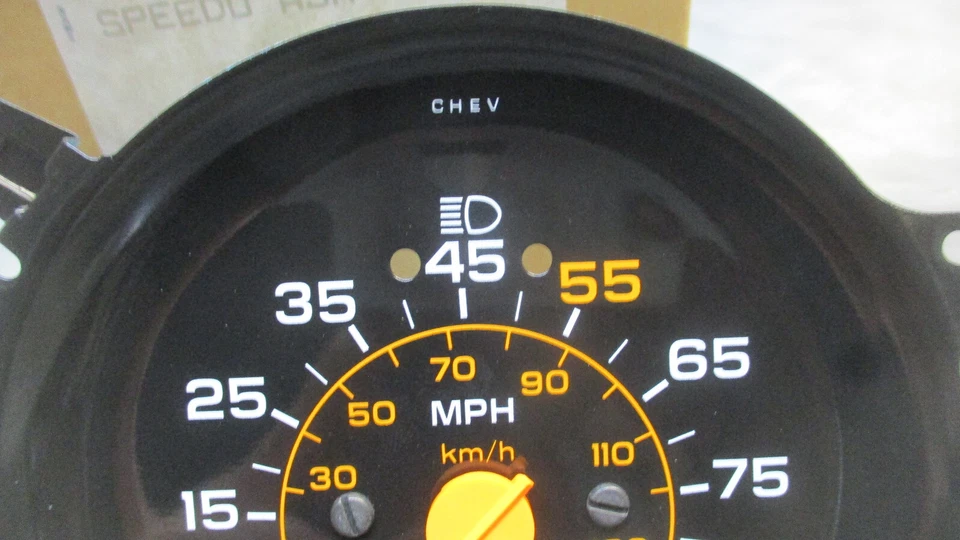 Chevrolet Truck C10 C20 C30 1983 1984 velocímetro como nuevo MPH canadiense Foto 2 de 4