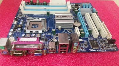 Gigabyte Ga G41m Combo Intel Motherboard G41 Lga775 Ddr2 Ddr3 Microatx Mainboard Ebay Gigabyte Ga G41m Combo Intel Motherboard G41 Lga775 Ddr2 Ddr3 Microatx Mainboard Ebay