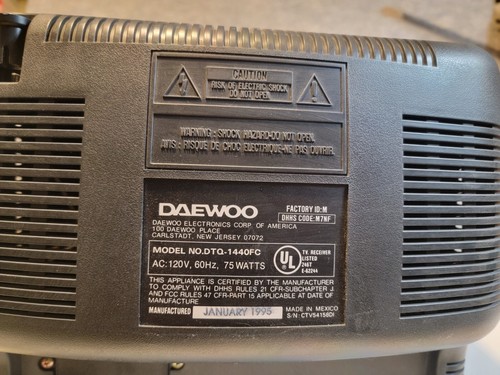 Vintage Daewoo DTQ-1440FC 13" CRT TV - Retro Gaming NES N64 Sega - Picture 5 of 10