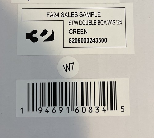 Thirtytwo STW Double BOA Women's Snowboard Boot Size 7 Green 2024/25 season - Picture 9 of 9