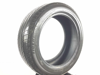 P225/50R18 Uniroyal Tiger Paw Touring A/S 95 H Used 10/32nds