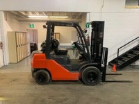Chariot élévateur/lift/forklift Toyota 5000 lbs